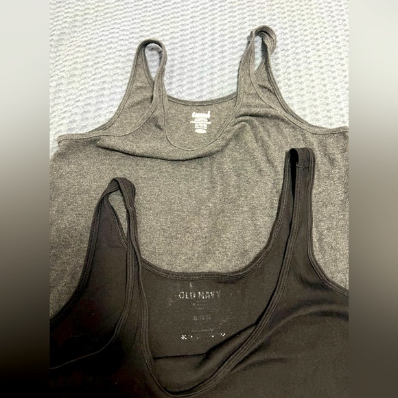 Old Navy Tank Top Bundle - Picture 2 of 2